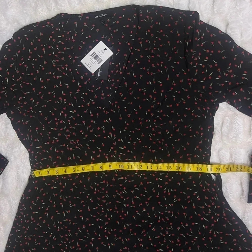 NWT LEA & VIOLA Women’s Floral Print Wrap Dress - Picture 16 of 16